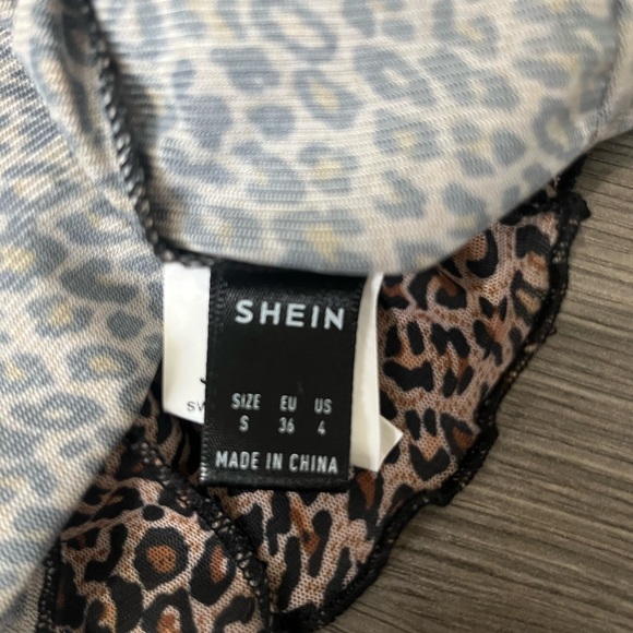 Shein Crop Top - Picture 2 of 2